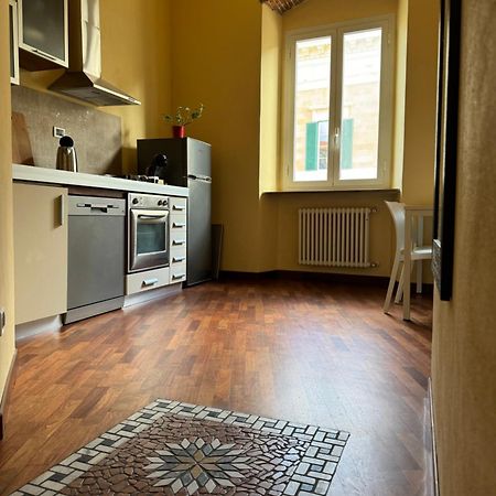 Aicha House Lägenhet Livorno Exteriör bild